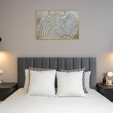 Crystal 3Bdr Apartment In Center Букурещ Екстериор снимка