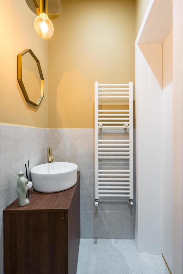 Crystal 3Bdr Apartment In Center Букурещ Екстериор снимка