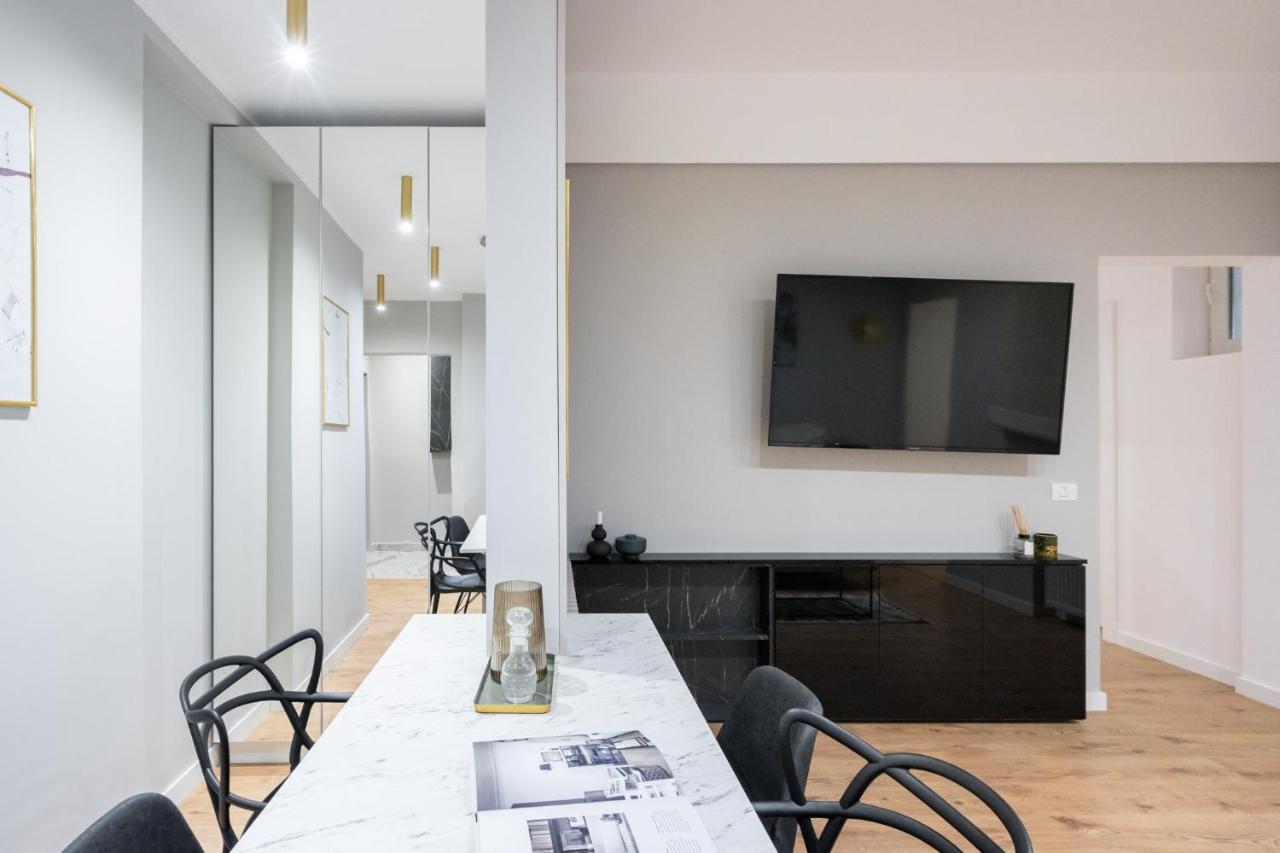 Crystal 3Bdr Apartment In Center Букурещ Екстериор снимка