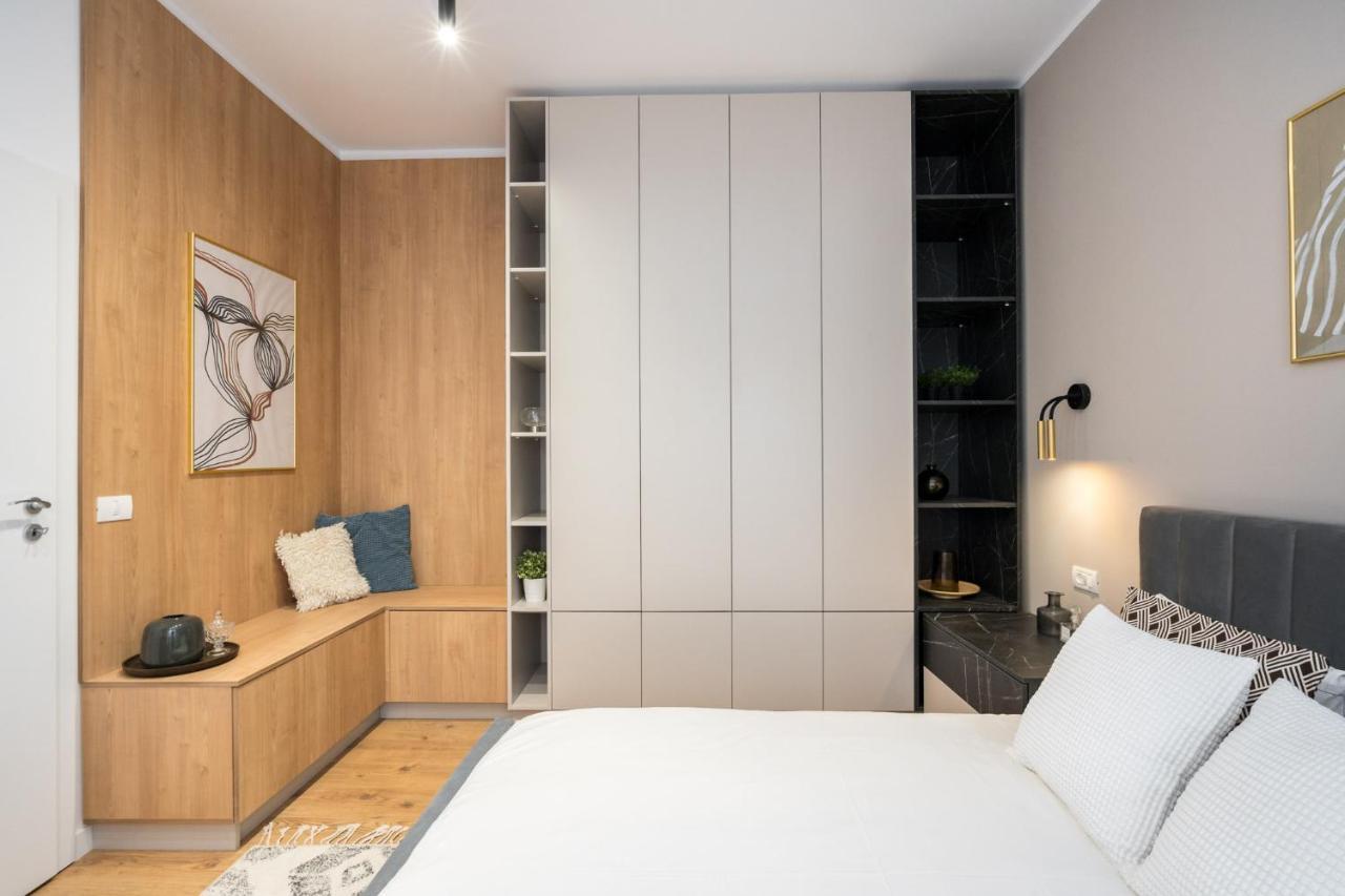 Crystal 3Bdr Apartment In Center Букурещ Екстериор снимка