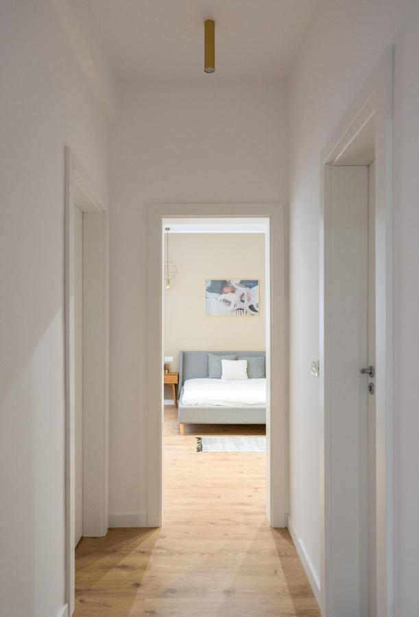 Crystal 3Bdr Apartment In Center Букурещ Екстериор снимка