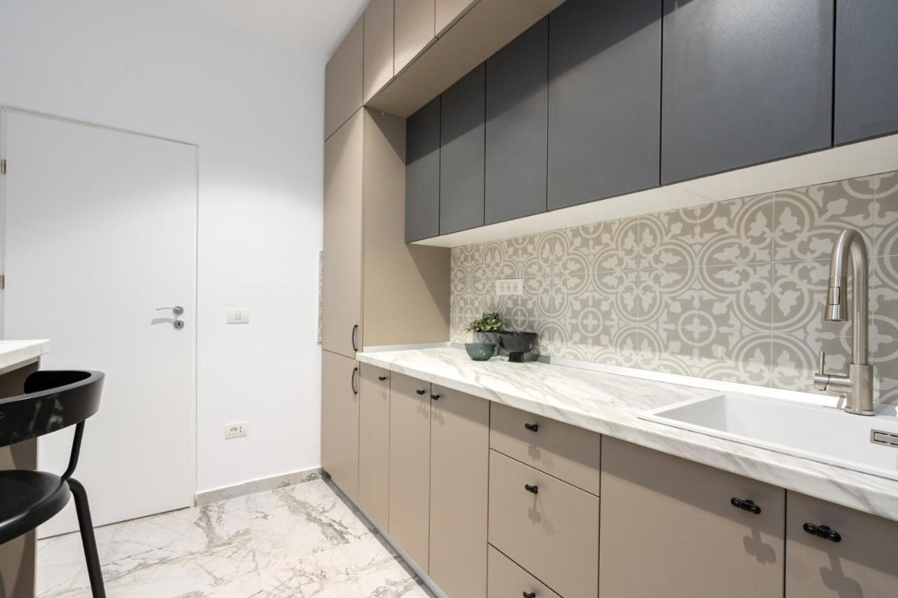 Crystal 3Bdr Apartment In Center Букурещ Екстериор снимка